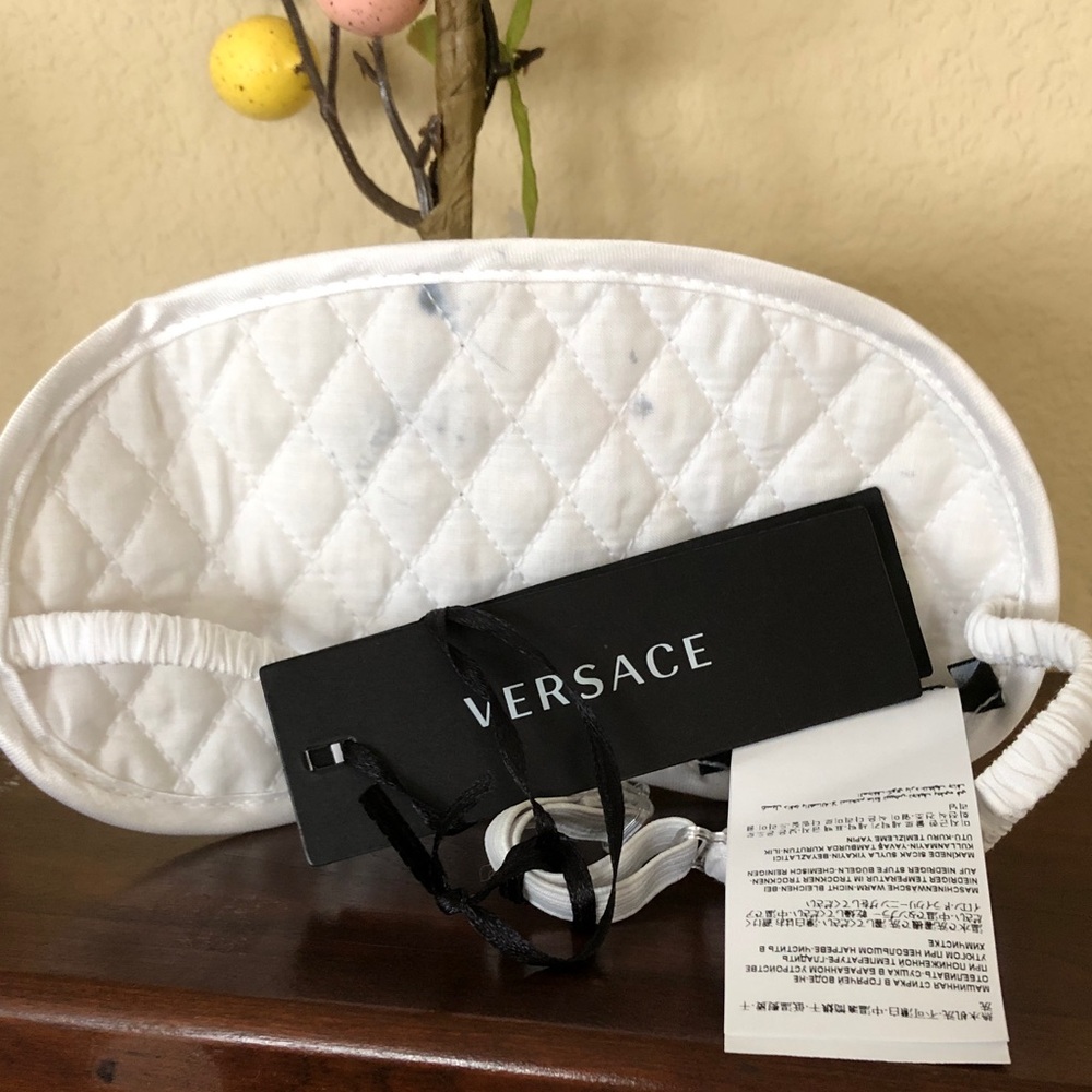 Versace Gold Medusa Motif Pink Sleep Mask - Picture 4 of 4